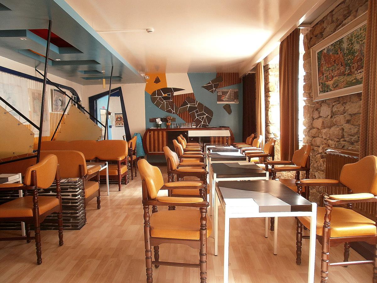 Hotel Modern Конкарно Экстерьер фото